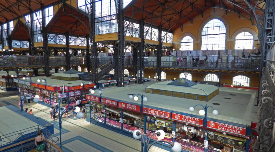 Die große Markthalle in Budapest