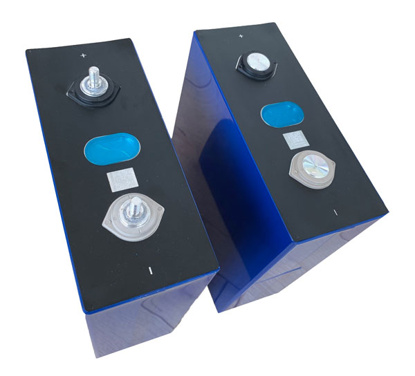 eve-lifepo4-batterien-zellen