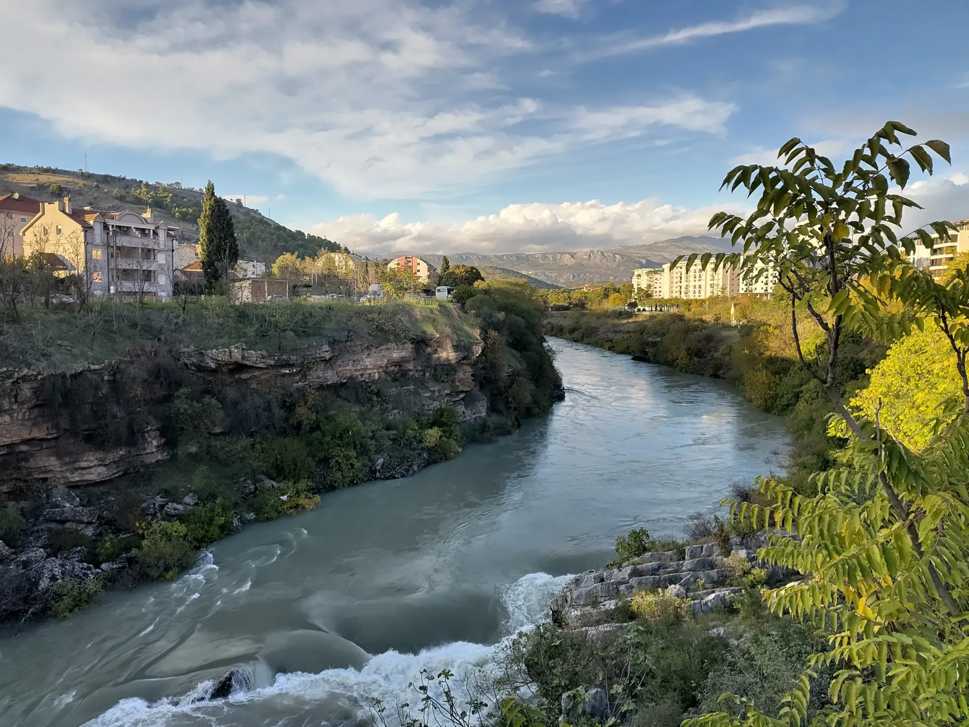 Sehenswürdigkeiten in Podgorica: Die besten Highlights & unsere 10 Tage Erfahrung in Montenegros Hauptstadt